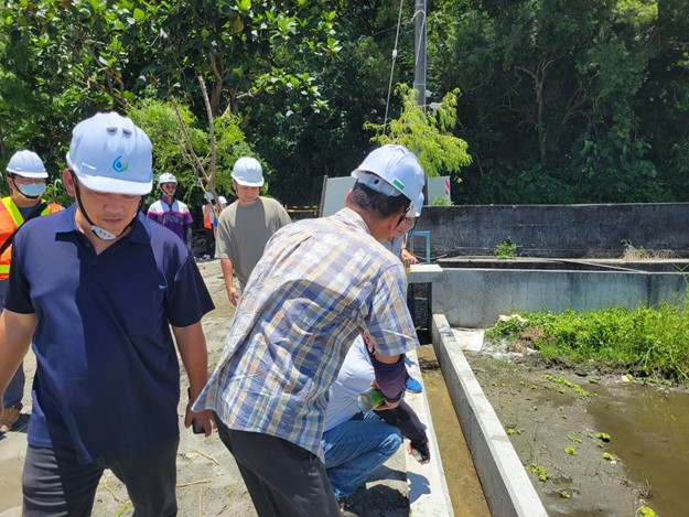 農水署工程督導小組至工地現場督導本案工程給予建議及修正事項情形。