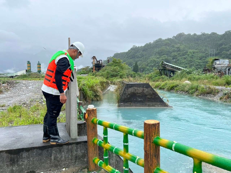 豐田圳導水路分線進水門巡檢