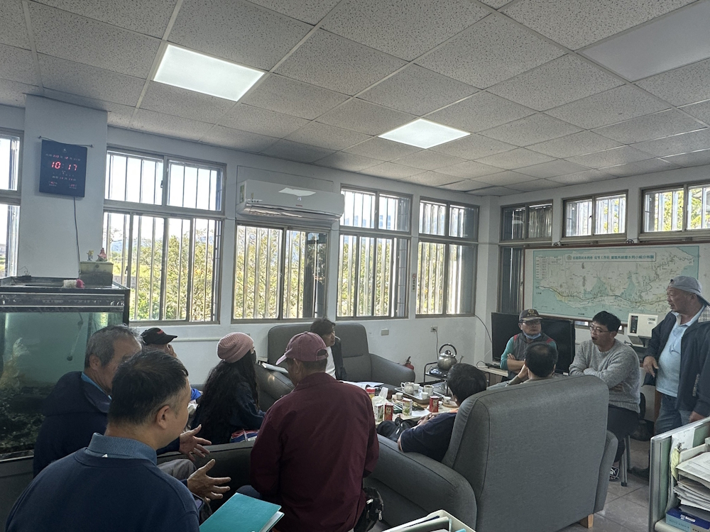 林站長說明工程設計規劃範圍及施工期間應注意事項(秋林圳1幹線13支線改善工程)