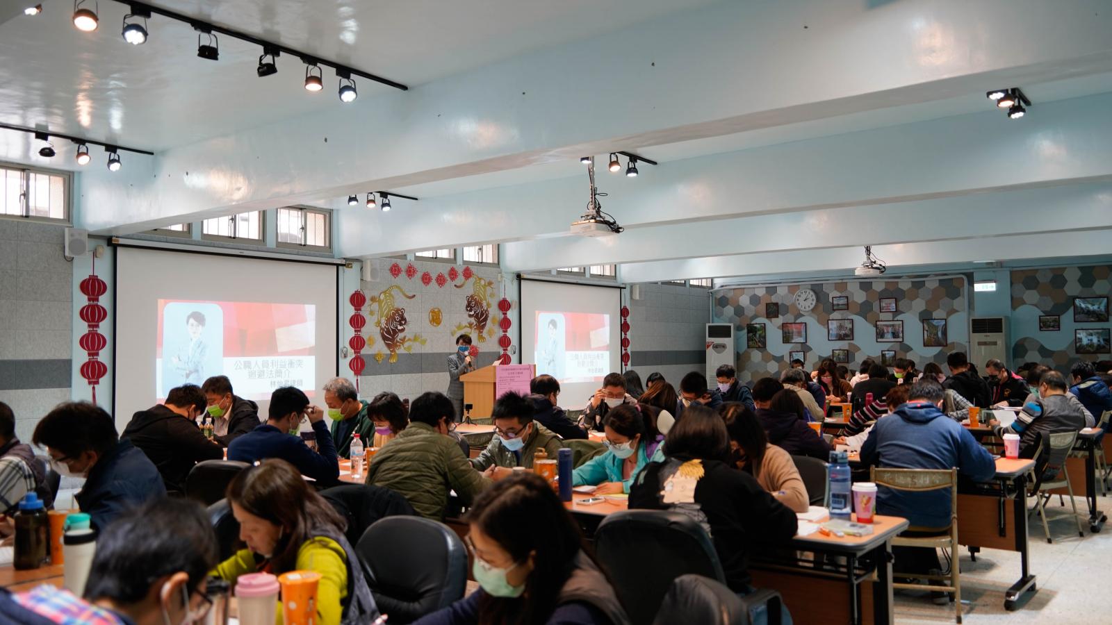 111年員工在職訓練-輔導室
