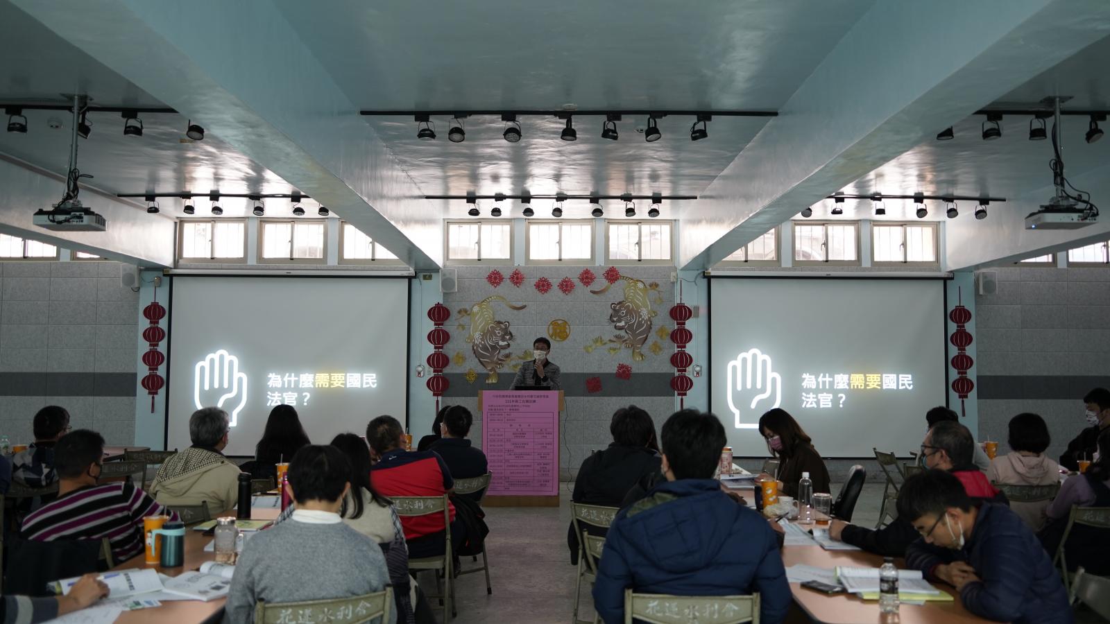 111年員工在職訓練-人力資源室