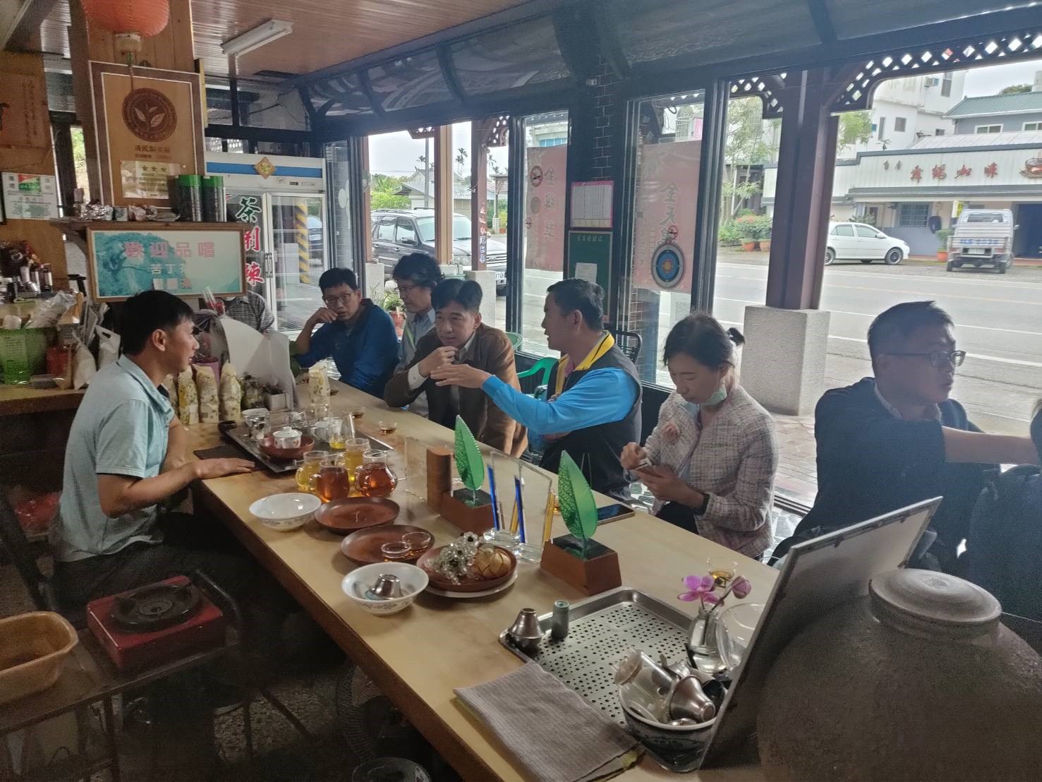 蔡署長視察舞鶴台地供水管路改善工程及智慧灌溉示範區2
