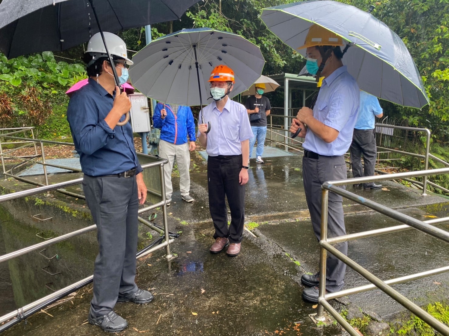 本處張處長麒瑋率同仁於111年5月31日參訪臺灣電力公司東部發電廠初英機組1